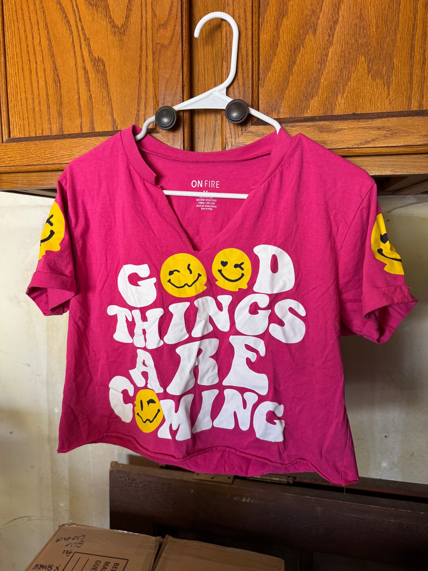 On fire smiley face graphic tee (M)