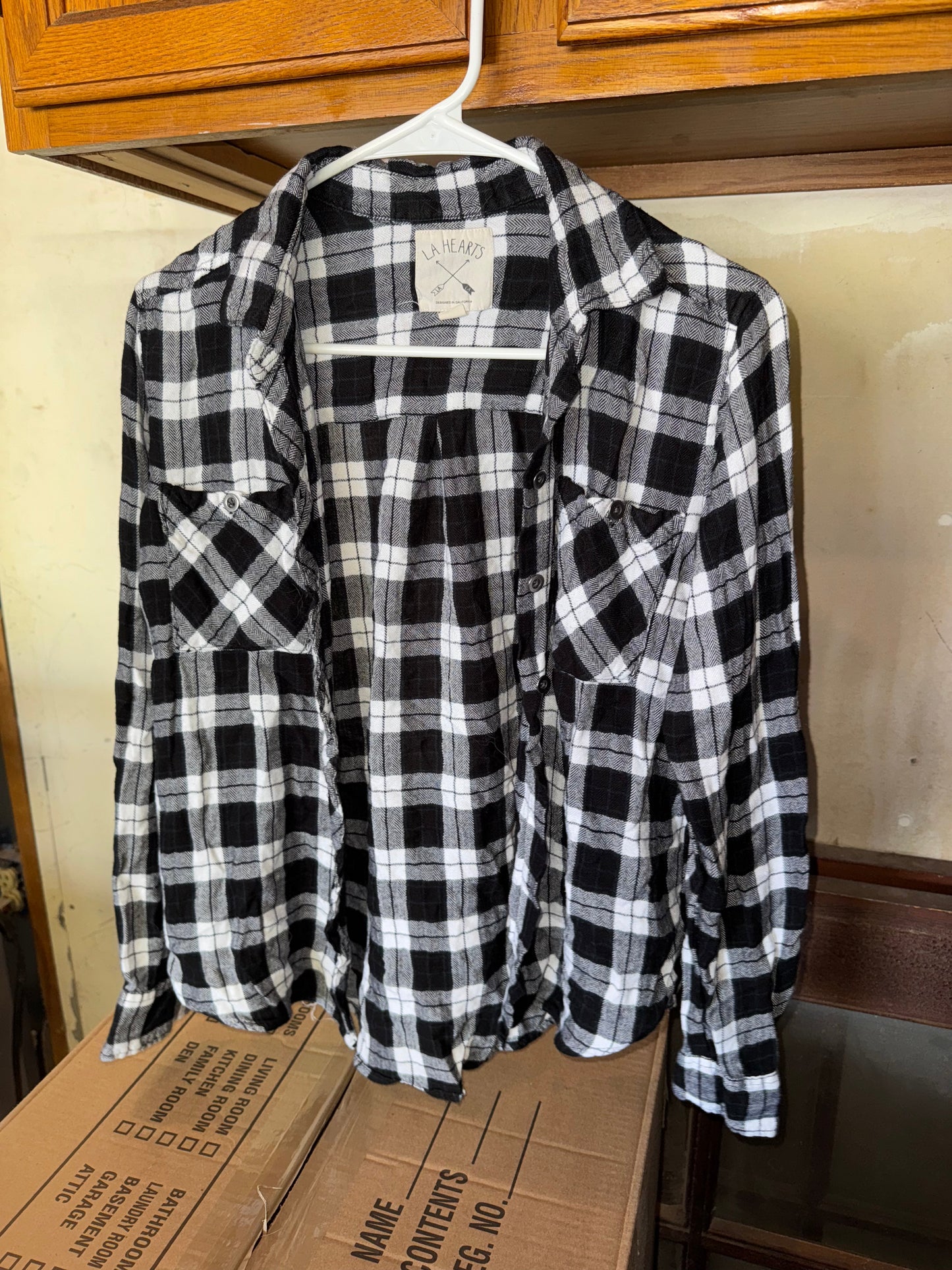 LA hearts flannel  (M)