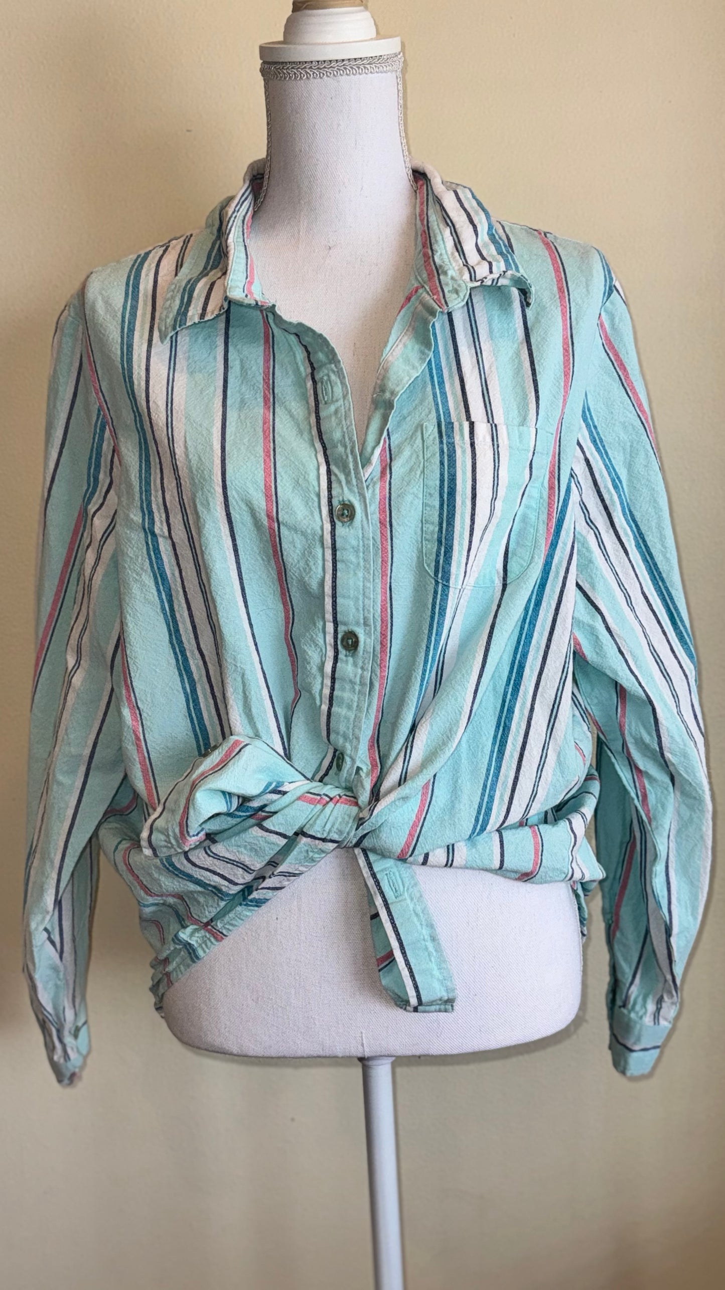 Vintage Blair button up (16)