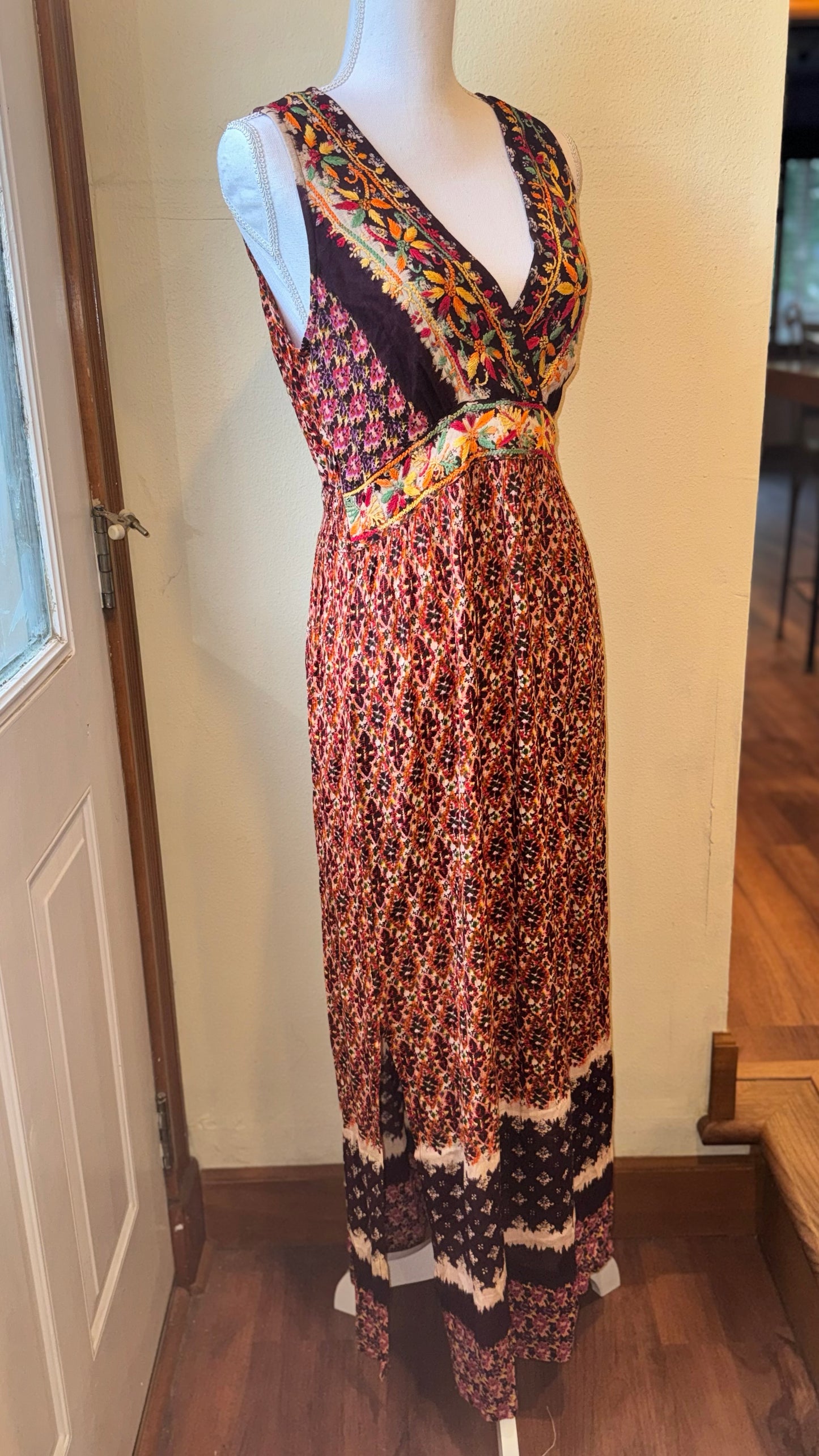 Nostalgia maxi dress (M)