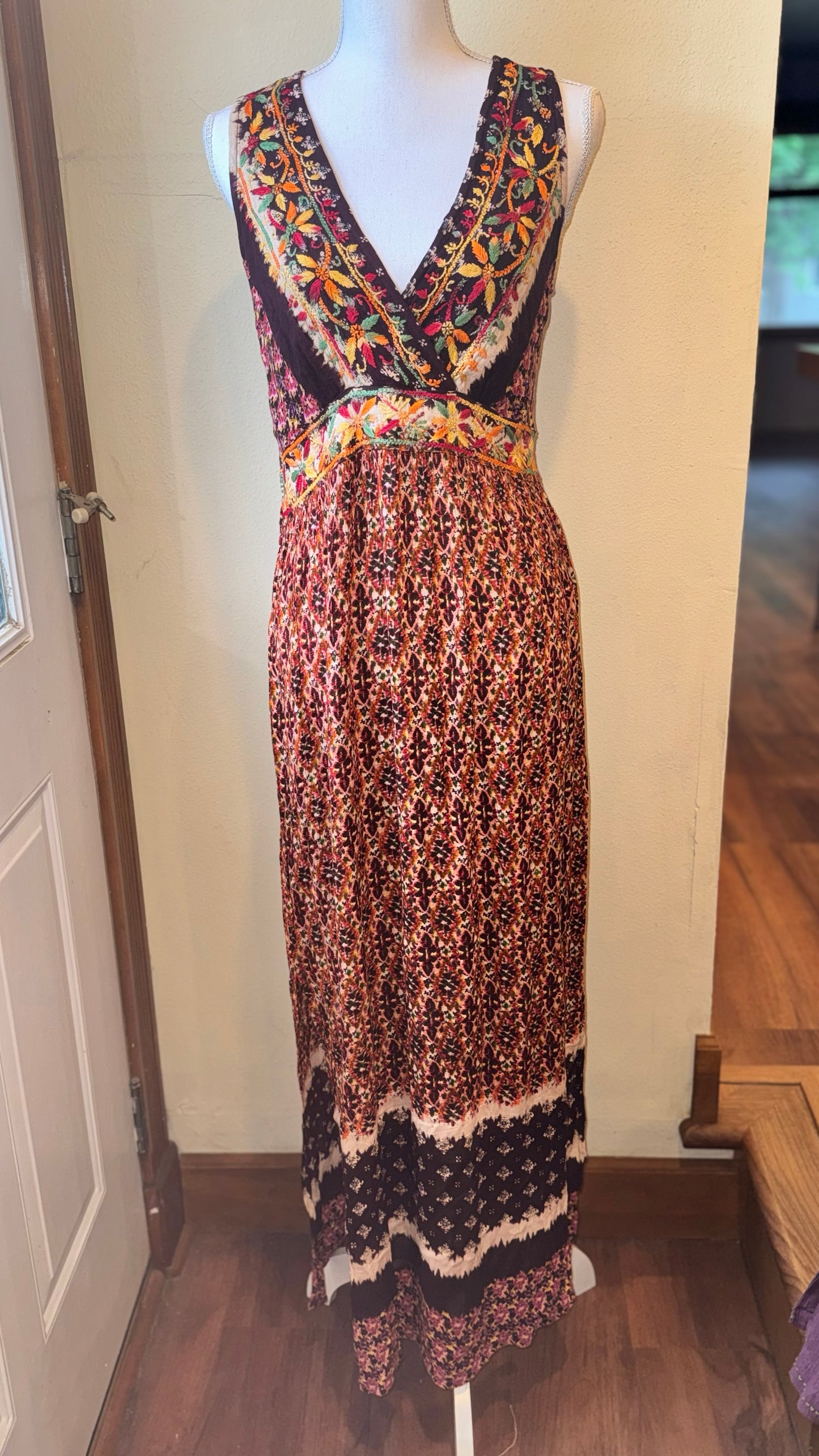 Nostalgia maxi dress (M)