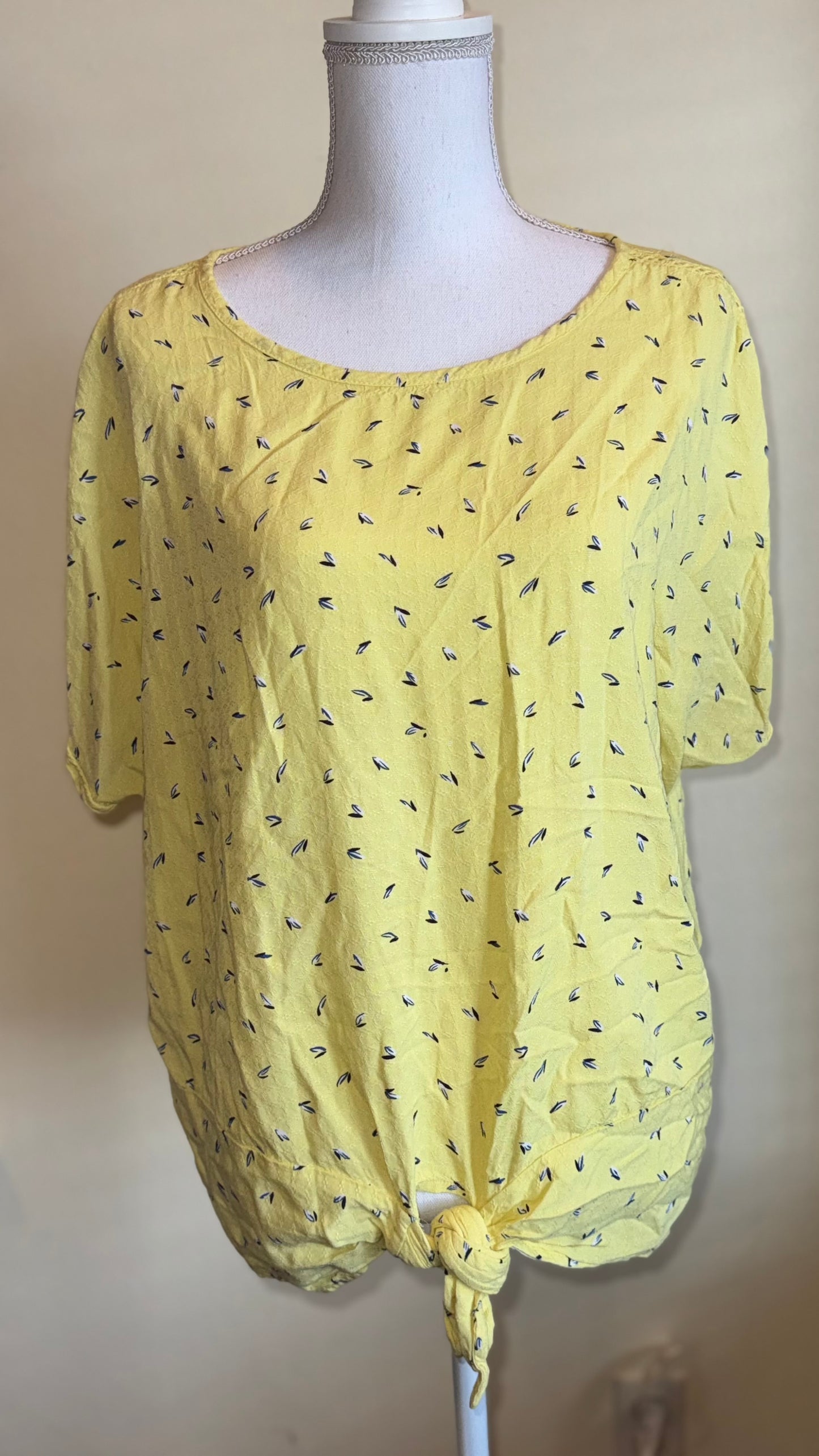 Yellow tie shirt (XL)