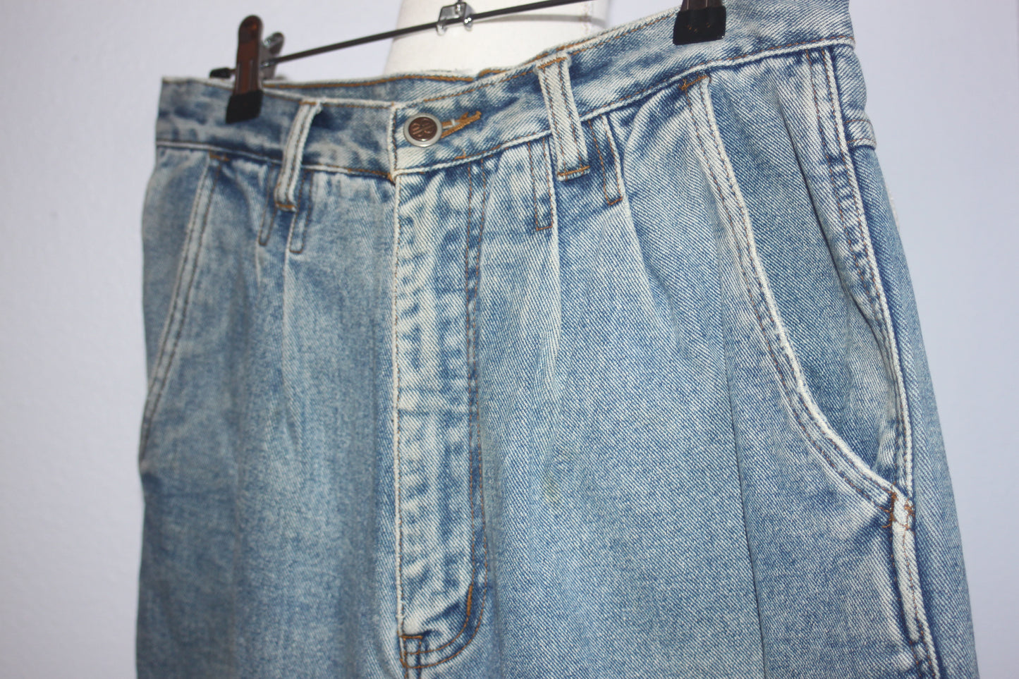 Bill Blass Mom Jeans (12)