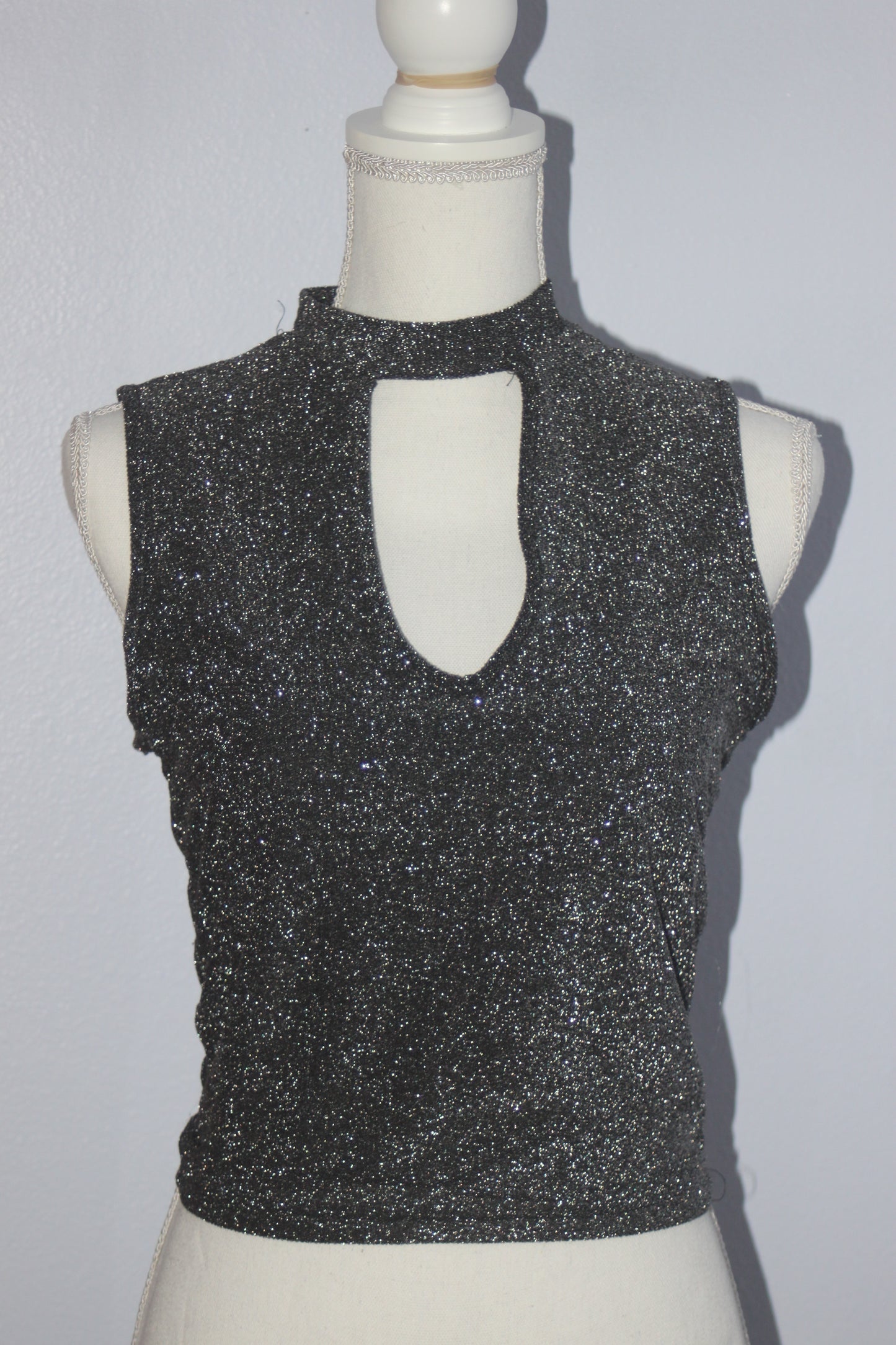 Sparkle Cut Out Tank Top (M)